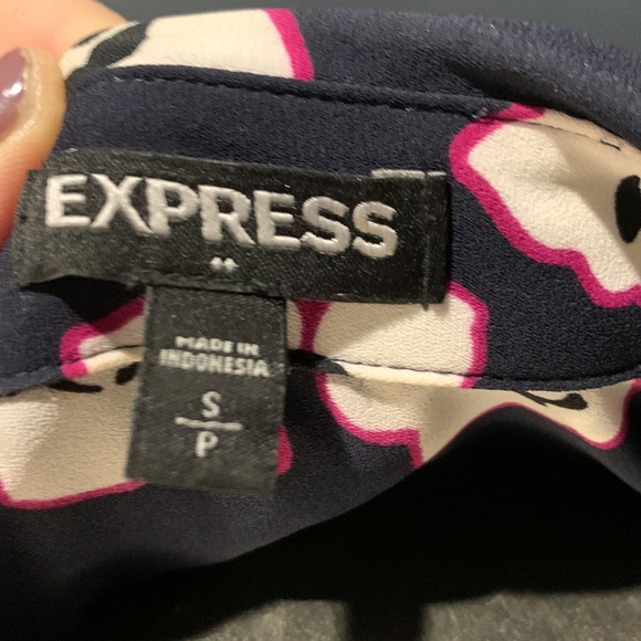 Express blouse - Picture 8 of 9